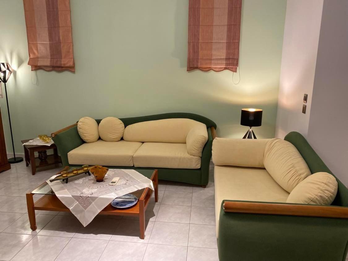 Villa Tzitzifies Kourouklata Екстер'єр фото