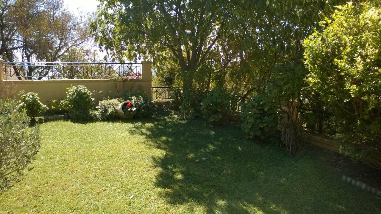Villa Tzitzifies Kourouklata Екстер'єр фото